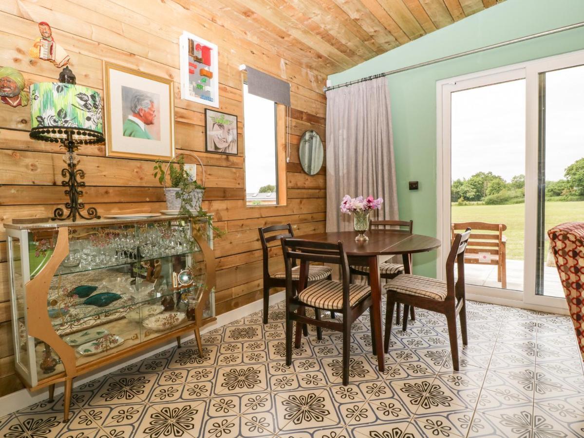 Lulu Logs Villa Bristol Kültér fotó